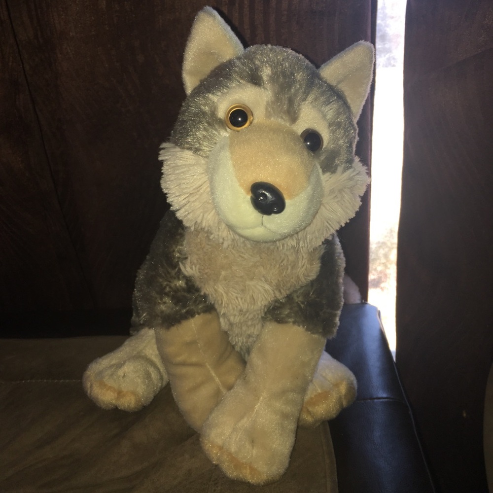 Wolf stuffed animal